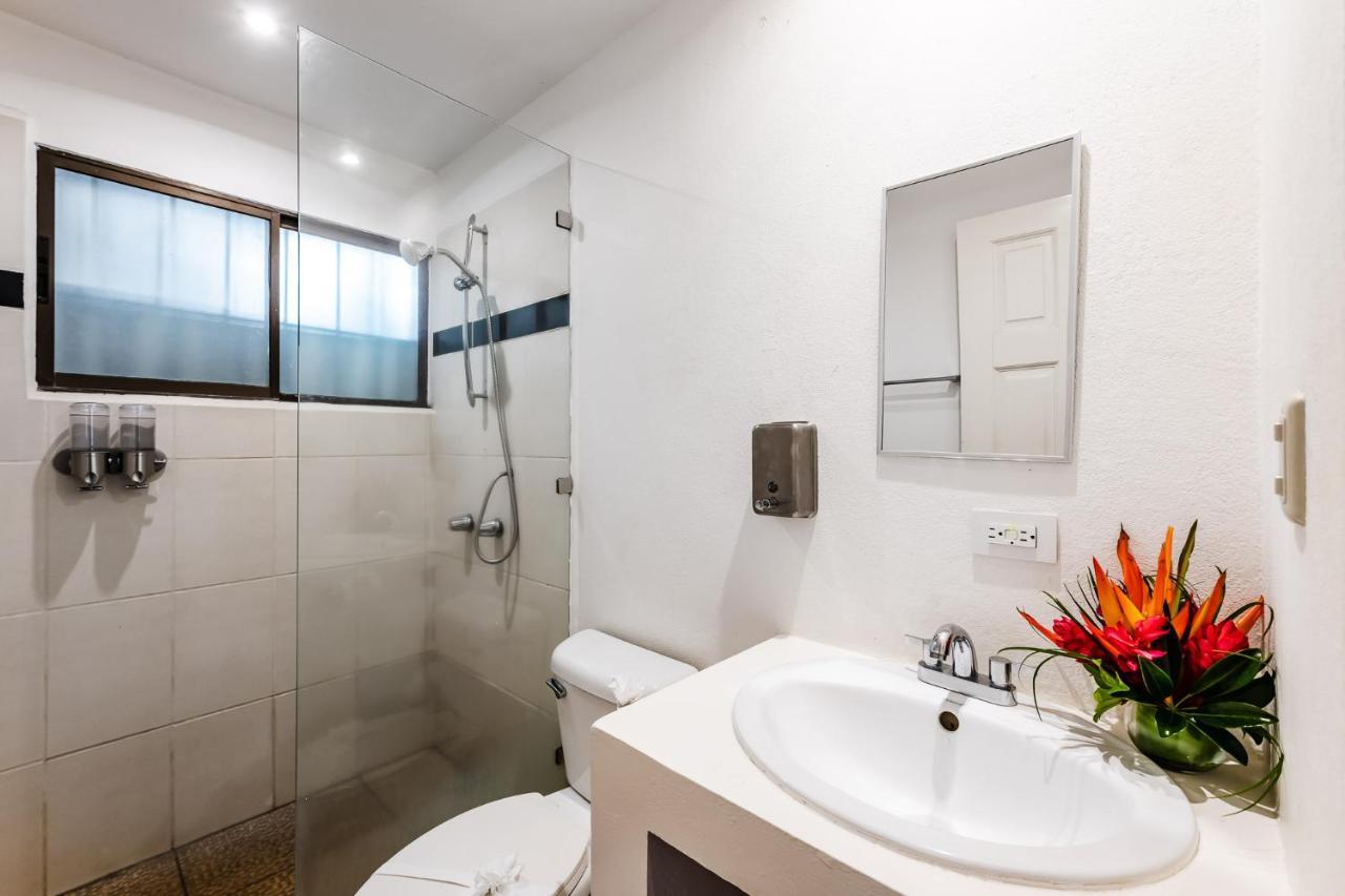 Hotel Gardenia Tamarindo Buitenkant foto